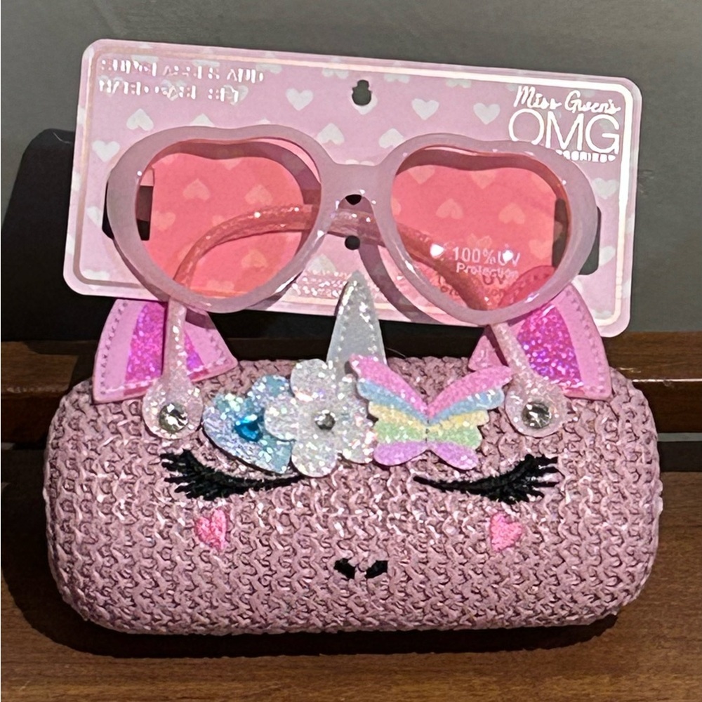 Miss Gwens OMG ACCESSORIES Pink Heart Sunglasses + Rainbow Unicorn Case